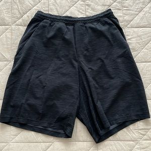 Lululemon Pacebreaker Shorts 9” Liner - Size Medium